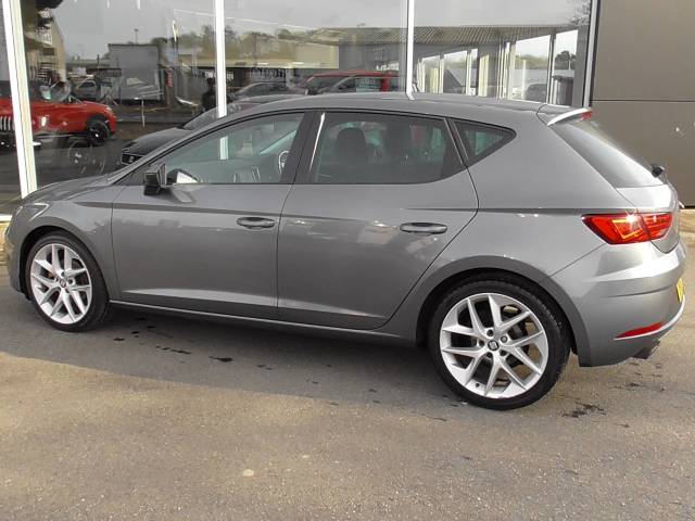 2017 SEAT Leon 1.4 TSI FR Technology 5-Door