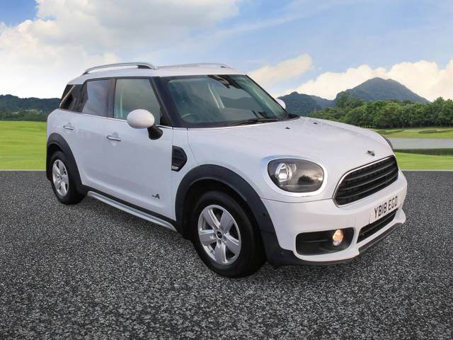 Mini Countryman 2.0 Cooper D ALL4 5-Door Hatchback Diesel White