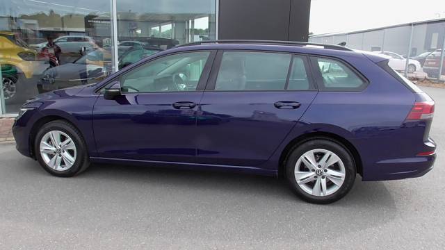 2022 Volkswagen Golf 1.5 Life TSI 5-Door