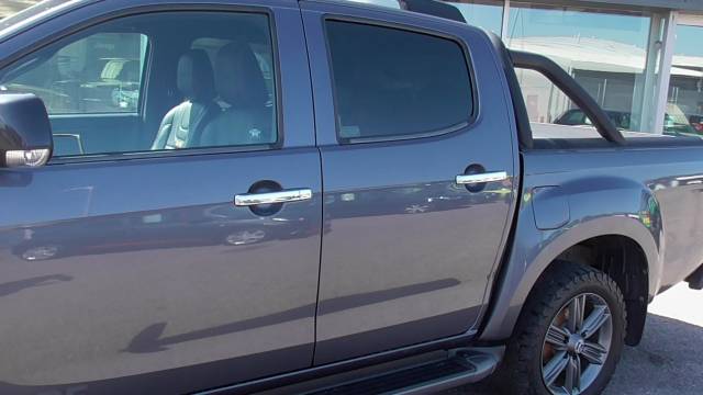 2018 Isuzu D-Max 1.9 BLADE DCB 4-Door