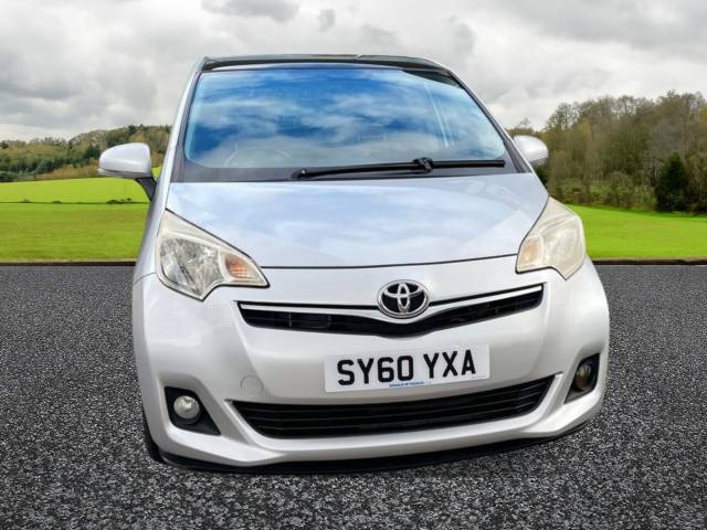Toyota Verso MPV Petrol Silver