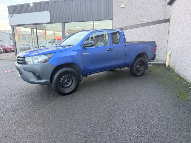 2020 Toyota Hilux 2.4 D-4D Active Extra Pickup Extended Cab 4dr Diesel Manual 4WD Euro 6 (s/s) (150 ps)