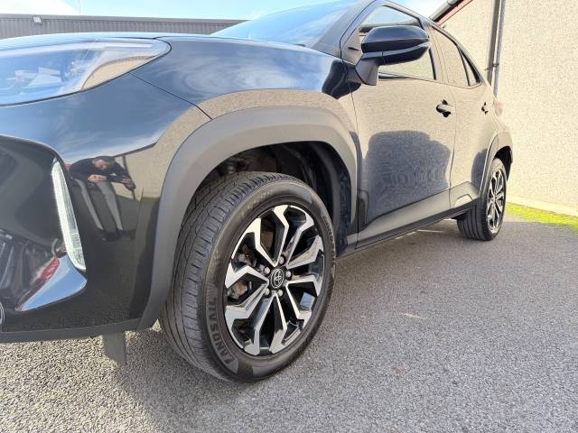 2022 Toyota Yaris Cross 1.5 VVT-h Design SUV 5dr Petrol Hybrid E-CVT Euro 6 (s/s) (116 ps)