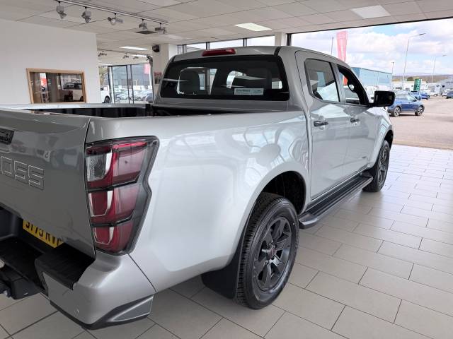 2025 Isuzu D-Max 1.9 TD V-Cross Pickup Double Cab 4dr Diesel Auto 4WD Euro 6 (s/s) (164 ps)