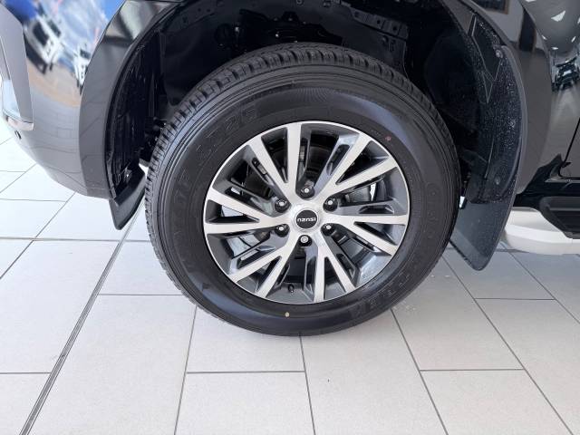 2025 Isuzu D-Max 1.9 TD DL40 Pickup Double Cab 4dr Diesel Manual 4WD Euro 6 (s/s) (164 ps)