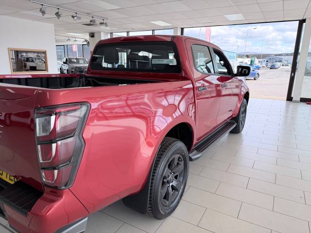 2025 Isuzu D-Max 1.9 TD V-Cross Pickup Double Cab 4dr Diesel Manual 4WD Euro 6 (s/s) (164 ps)