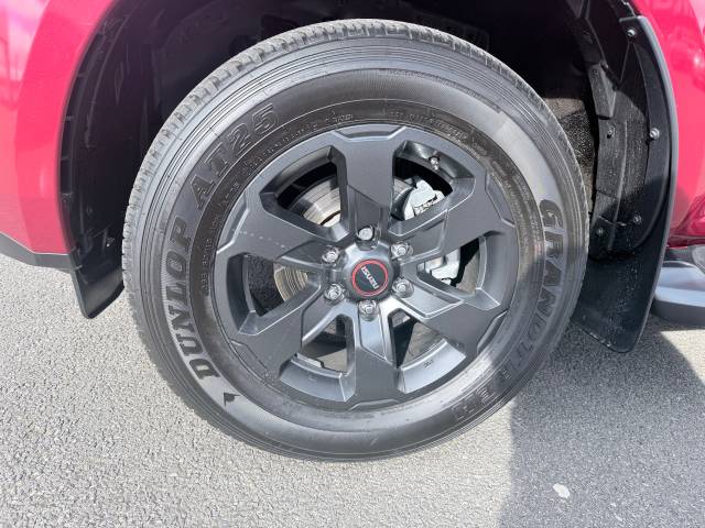 2025 Isuzu D-Max 1.9 TD V-Cross Commercial Pickup 4dr Diesel Auto 4WD Euro 6 (s/s) (164 ps)