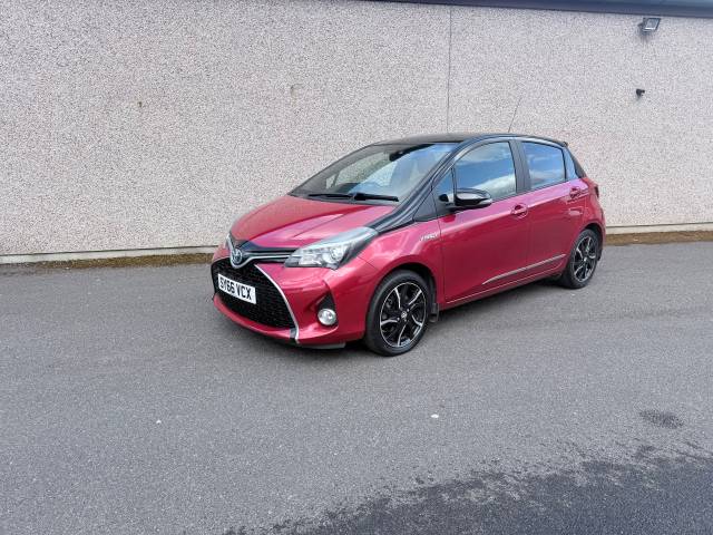 2016 Toyota Yaris 1.5 VVT-h Design Hatchback 5dr Petrol Hybrid E-CVT Euro 6 (101 ps)