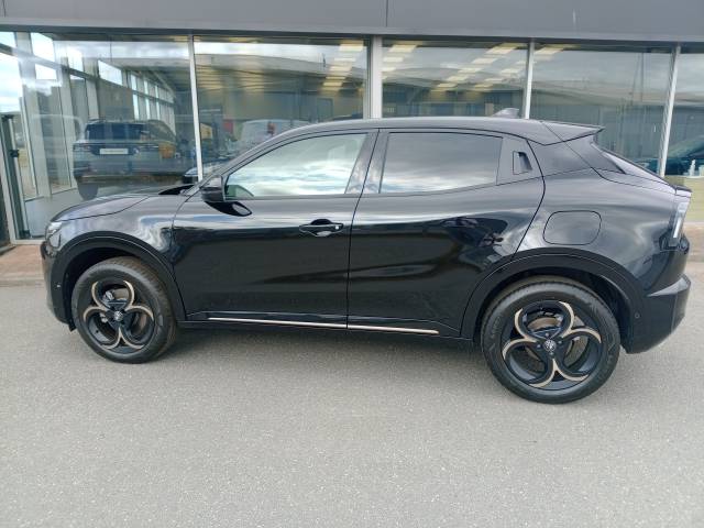 2026 Alfa Romeo Junior 1.2 Mhev Ibrida Intensa 5dr  Hybrid e-DCT