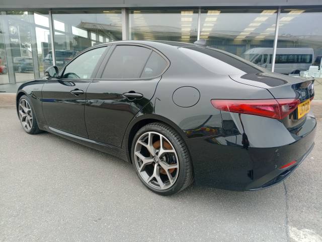 2021 Alfa Romeo Giulia 2.0T Veloce Auto 280